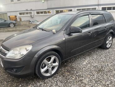 Opel: Opel Astra: 1.4 l | 2010 il 163573 km Universal — 10