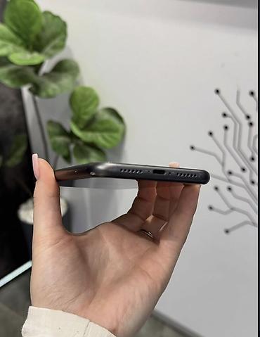 yalançı kamera: IPhone 11, 64 GB, Qara, Barmaq izi, Simsiz şarj, Face ID — 1