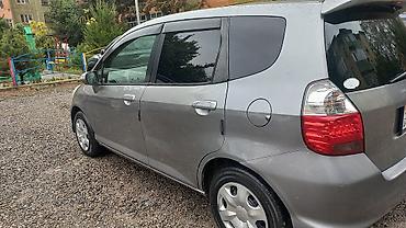Honda: Honda Fit: 2005 г., 1.3 л, Бензин, Хэтчбэк — 3