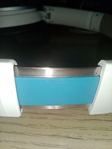 Slušalice: **BOSE®** Over-ear Slušalice sa specijalnim kablom — 25