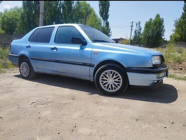 мотоцикл скутер цена: Volkswagen Vento: 1993 г., 1.8 л, Механика, Бензин, Седан