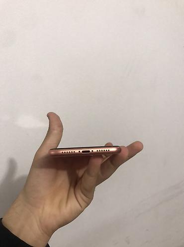 1 saat limitsiz internet: IPhone Xr, 128 GB, Mərcanı, Face ID — 6