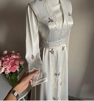 Үлпөт көйнөктөрү жана аксессуарлар: Үлпөт көйнөгү, S, Куру менен, Атлас, А-силуэт, Кыргызстан, Бермет, Колдонулган — 3