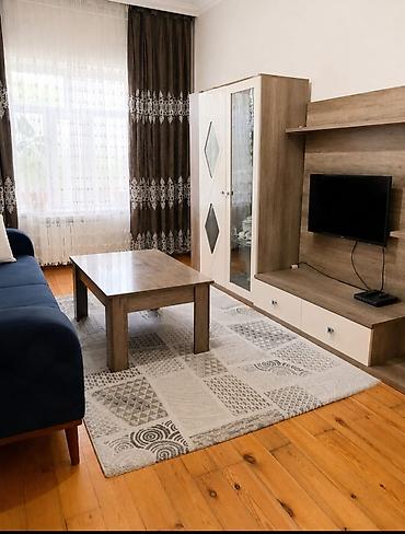 bine heyet evi: 4 otaqlı, 110 kv. m, Orta təmir — 9