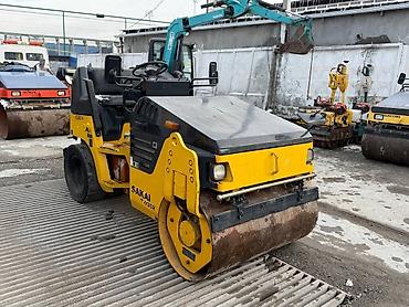 cak: 🏗️ КАТОК SAKAI TW352 В НАЛИЧИИ ! 🚀 🌟⚙️ КЛЮЧЕВЫЕ ПРЕИМУЩЕСТВА; — 4