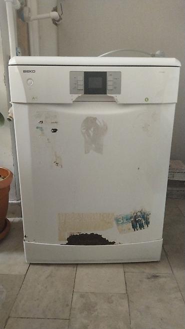 Beko qabyuyan işlə vəziyyətdədir sadəcə paslandığına görə satılır