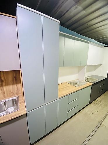 silver kitchen: Кухонные гарнитуры в современном минималистичном стиле. Ширина 2 м — 7
