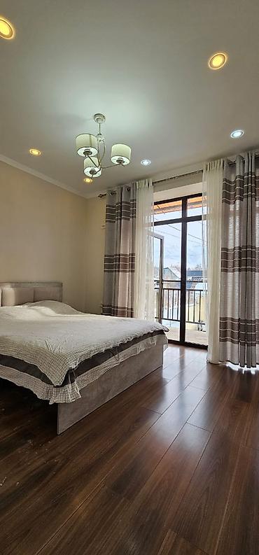 Посуточная аренда домов: 150 м², 6 комнат, Бассейн — 8