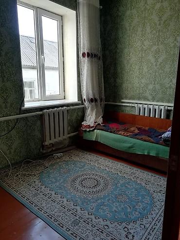 Продажа коттеджей и домов: Продаётся дом с участком и садом. Описание: - Жилой дом с — 5