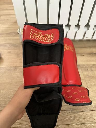 Спорт и хобби: Футы (щитки) для голени и стопы Fairtex (пара), красные. - Тип — 2