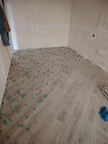 Plitə işləri: Peşəkar kafel-metlax və mərmərə bənzər porselen plitələrin döşənməsi — 3