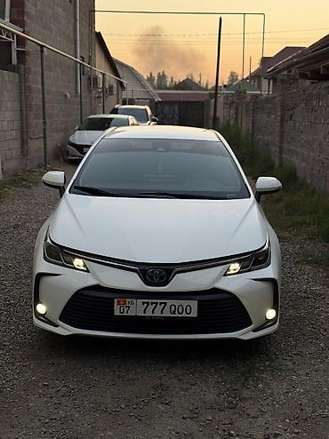 corolla 2018: Toyota Corolla: 2019 г., 1.8 л, Автомат, Гибрид, Седан — 6