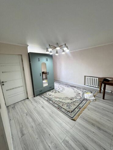 квартира батир: 1 бөлмө, 30 кв. м, Хрущевка, 3 кабат, Евроремонт