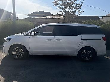 golf venta: Kia Carnival: 2018 г., 2.2 л, Дизель, Минивэн — 3