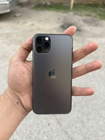 iphone 11 qutu: IPhone 11 Pro, Space Gray, Face ID