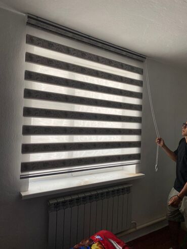 Жалюзи и рольшторы: АКЦИЯ!!! СКИДКИ!!! "день-ночь от 1100с.,сплошной ролл 1000с., "плиссе — 26