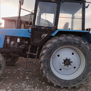 Traktorlar: Traktor 89.2 satılır komplekt.2013 ildi.4 korpus kotan,pres — 14
