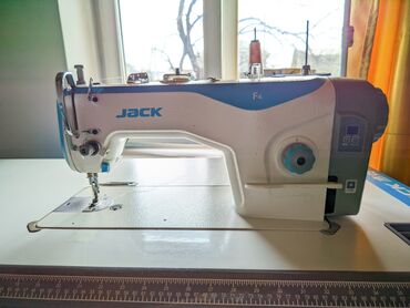 промышленная швейная машина jack со столом: Швейная машина Jack, Электромеханическая, Полуавтомат