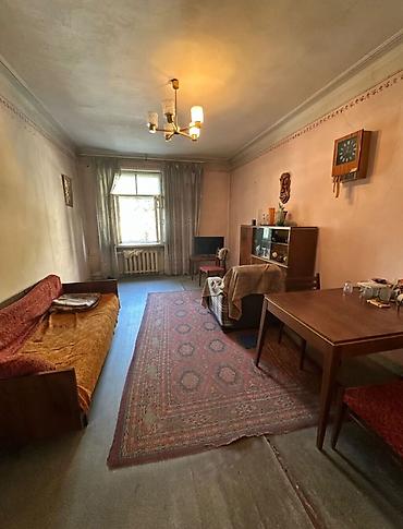Продажа квартир: 3 комнаты, 72 м², Золотой квадрат Сталинка, 2 этаж, Требуется ремонт — 1