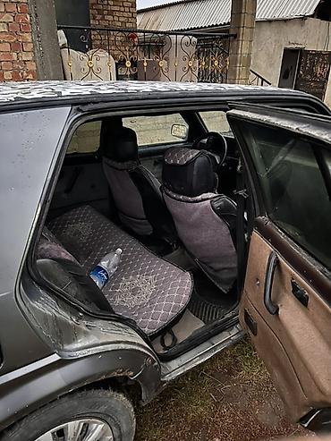 lexus es 2002: Volkswagen Golf: 1988 г., 2 л, Механика, Бензин, Хэтчбэк — 9