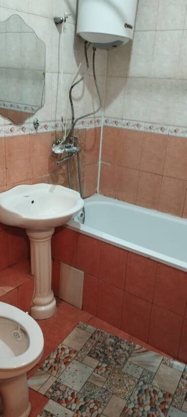 сдается дом в новопокровке: 2 комнаты