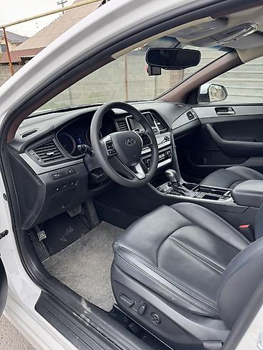 Продажа авто: Hyundai Sonata: 2019 г., 0.2 л, Автомат, Газ, Седан — 5