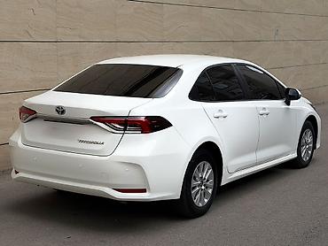 corolla 2022: Toyota Corolla: 2021 г., 1.8 л, Вариатор, Бензин, Седан — 3