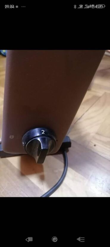 Kaloriferi: Grejalica kvarcna manja. LABA 2000 w ispravna . 

Mirjevo — 7