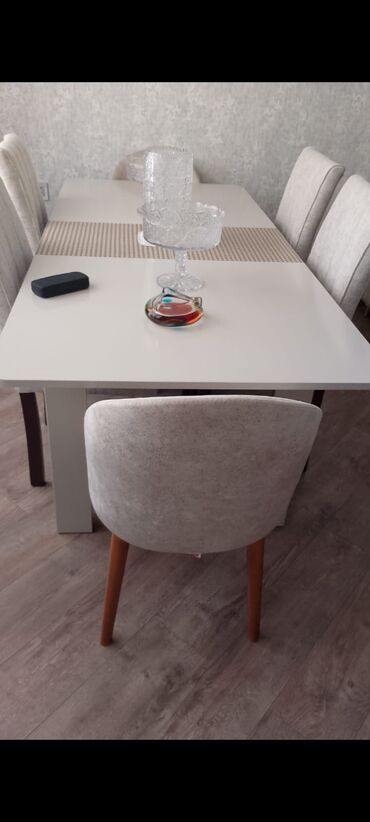 Stullar: Qonaq otağı üçün, İşlənmiş, Açılan, Kvadrat masa, 6 stul