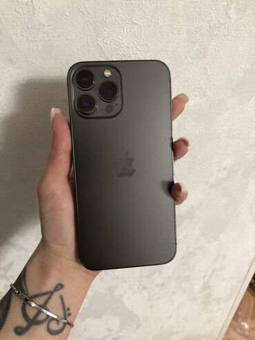 сколько стоит телефоны: IPhone 13 Pro Max, Б/у, 256 ГБ, Matte Space Gray, Чехол, 84 %