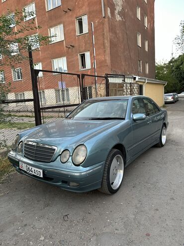 Mercedes-Benz: Mercedes-Benz E-Class: 2001 г., 3.2 л, Автомат, Бензин, Седан