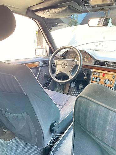 e34 4 4: Mercedes-Benz W124: 1992 г., Механика, Универсал — 4