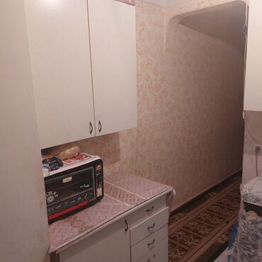 Uzunmüddətli kirayə mənzillər: Bileceride ploşada yaxin 300 nömreli mektebe yaxin 5/1 mertebesinde 2 — 8