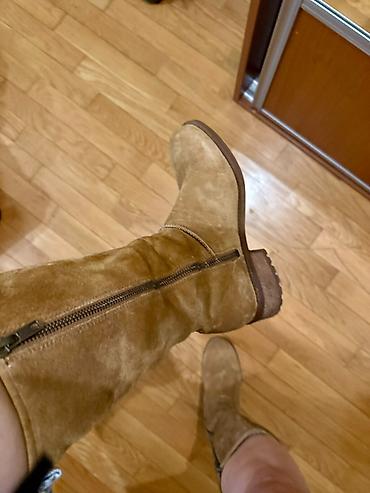 moon boots snizenje: UGG ženske čizme do listova, od prirodne brušene kože (an tilop). - — 2