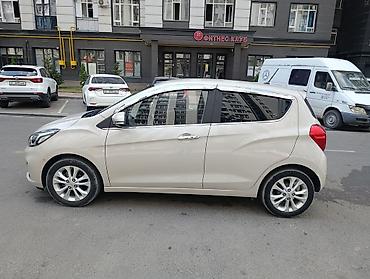 spark 7: Chevrolet Spark: 2019 г., 1 л, Вариатор, Бензин, Хэтчбэк — 4