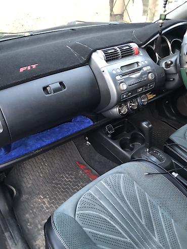 Унаа: Honda Fit: 2002 г., Автомат, Бензин, Хетчбек — 2