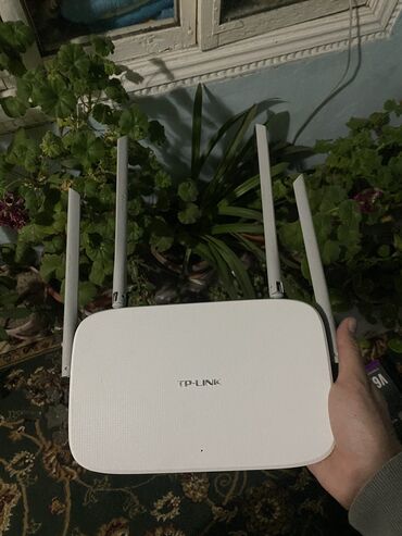 ошка роутер: Роутер Tp Link WDR5620 4 Lan порт 10/100 Wifi 2.4G and 5G очень