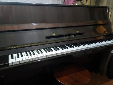 Pianino "Yunost" (1-ci mərtəbə) + Stul / Пианино «Юность» (1-й этаж) +