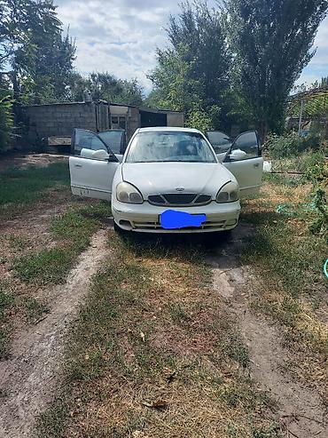 на нубиру: Daewoo Nubira: 1999 г., 1.6 л, Механика, Бензин, Седан — 8