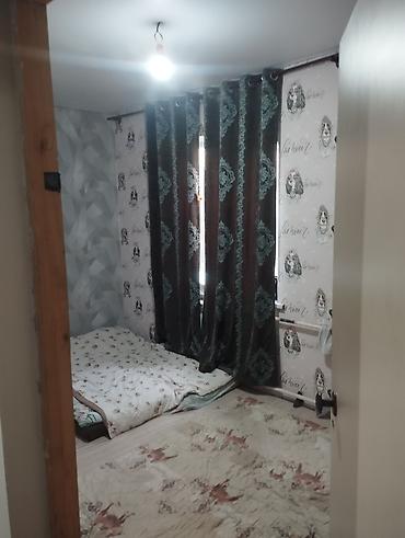 Продажа времянок: Продаю дом в центре сокулуке 3 комнатный. участок 3.5 соток . сена — 2