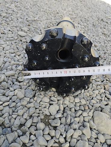 Буры: Буровая коронка по горным породам (ударно-вращательное бурение). - — 9