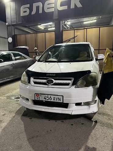 ayn: Toyota Ipsum: 2002 г., 2.4 л, Газ, Минивэн — 4