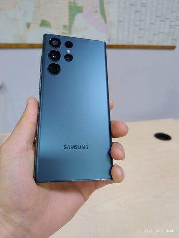 green card 2018: Samsung Galaxy S22 Ultra, Б/у, 512 ГБ, цвет - Зеленый, 1 SIM