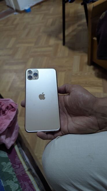 скупка аккумуляторов цена: IPhone 11 Pro Max, Б/у, 256 ГБ, Золотой, Чехол, Кабель