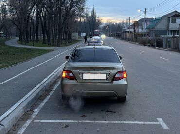 Daewoo: Daewoo Nexia: 2011 г., 1.5 л, Механика, Бензин, Седан — 4
