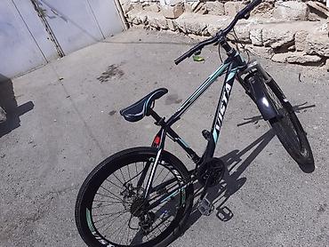 Velo: VISTA dağ/şosse tipli velosiped Xüsusiyyətləri: - Geniş