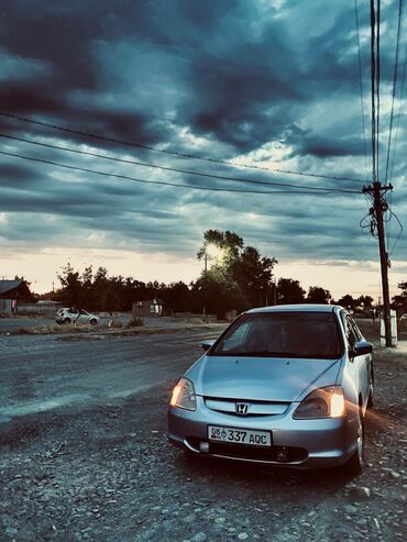 рассрочка авто бишкек без первоначального взноса: Honda Civic 5D (хэтчбек), серебристый цвет кузова. Матор каробка зынк