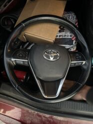 полики на рав 4: Руль Toyota 2022 г., Колдонулган, Оригинал, АКШ