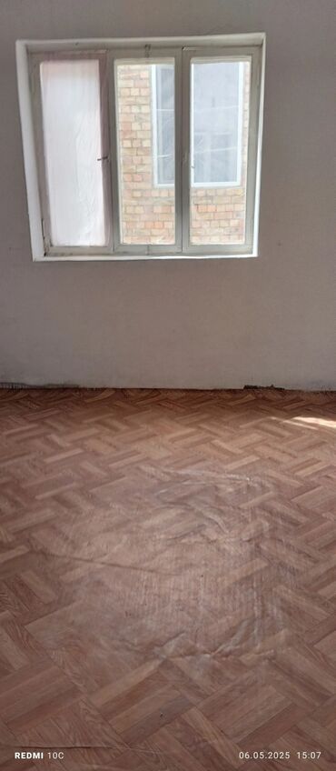 дом село ленинский: 30 м², 2 комнаты, Теплый пол, Бронированные двери, Забор, огорожен