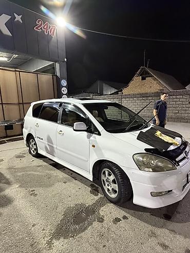 ayn: Toyota Ipsum: 2002 г., 2.4 л, Газ, Минивэн — 6